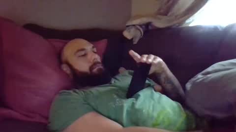 Mr8 online show from October 2025 09:48:02 PM