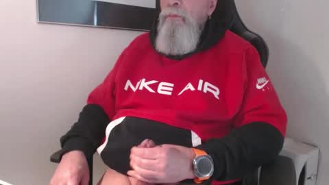 mr_boombastic2021 online show from February 2026 11:39:02 AM