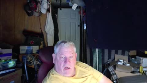 mr_canoe_licker_69 online show from December 2024 12:51:02 PM