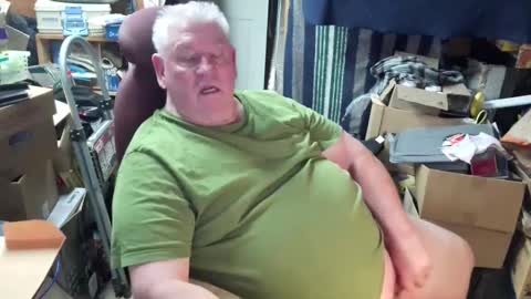 mr_canoe_licker_69 online show from December 2024 09:50:01 PM