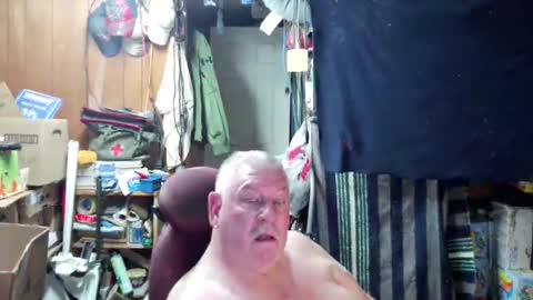mr_canoe_licker_69 online show from December 2024 08:25:02 PM