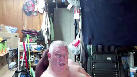 mr_canoe_licker_69 online show from December 2024 09:43:02 PM