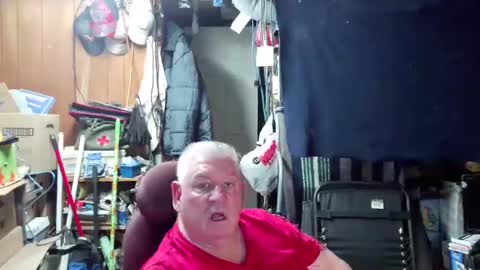 mr_canoe_licker_69 online show from December 2024 08:50:01 PM