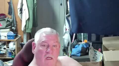 mr_canoe_licker_69 online show from February 2025 07:27:02 PM