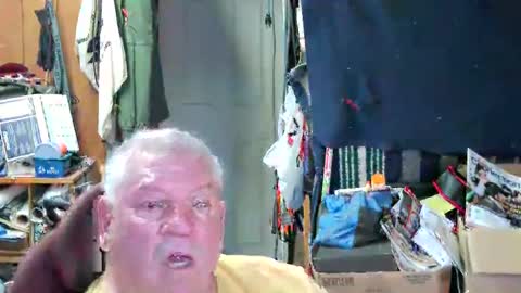 mr_canoe_licker_69 online show from March 2025 09:17:01 PM