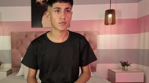 Snapshot of mr_fox69 chatting on April 2026 07:50:02 PM mr_fox69 online show from April 2026 07:50:02 PM