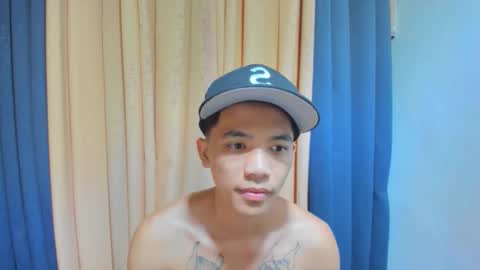 Snapshot of mr_fucker213 chatting on April 2026 06:44:02 PM mr fucker213 online show from April 2026 06:44:02 PM