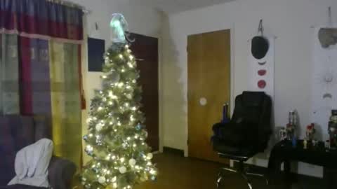 Snapshot of mr_happy12 chatting on December 2024 10:44:02 AM mr_happy12 online show from December 2024 10:44:02 AM