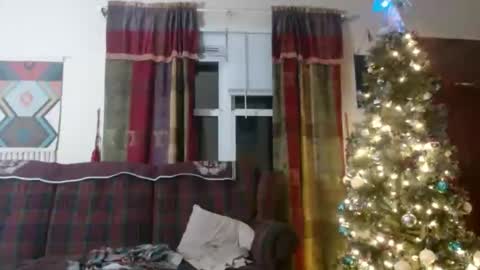 Snapshot of mr_happy12 chatting on December 2024 03:03:02 AM mr_happy12 online show from December 2024 03:03:02 AM