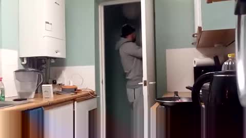 mr_i_ online show from December 2024 09:42:02 PM