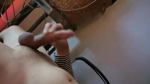 Snapshot of mr_longnight chatting on October 2025 06:41:02 PM mr_longnight online show from October 2025 06:41:02 PM