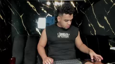 mr_maximo online show from June 2026 04:08:01 AM