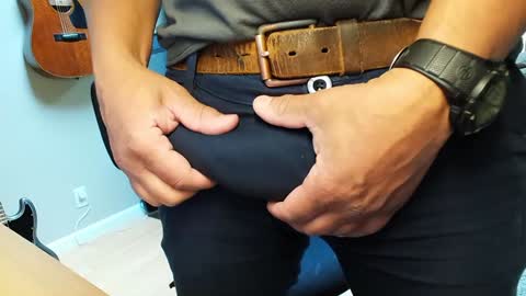 Rabbit online show from December 2024 09:43:01 PM