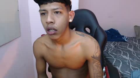 mr_stiven_ online show from January 2025 05:30:02 AM