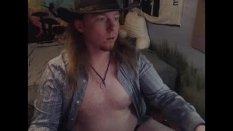 mr_strawberry online show from January 2026 01:04:01 PM