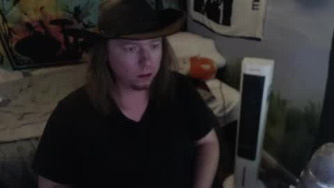 mr_strawberry online show from June 2026 12:07:02 PM