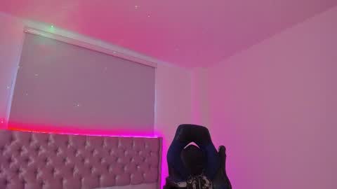 Diego online show from October 2025 09:37:02 PM