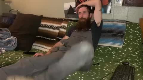 Snapshot of mr_valdor chatting on December 2024 01:03:01 AM Valdor online show from December 2024 01:03:01 AM