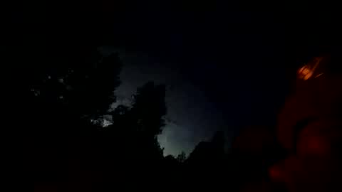 Snapshot of mr_valdor chatting on February 2026 01:42:02 AM Valdor online show from February 2026 01:42:02 AM