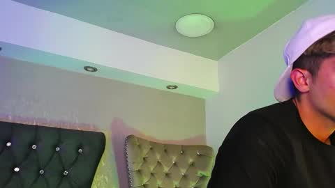 Snapshot of mr_williseo chatting on September 2025 03:29:01 AM williseo online show from September 2025 03:29:01 AM