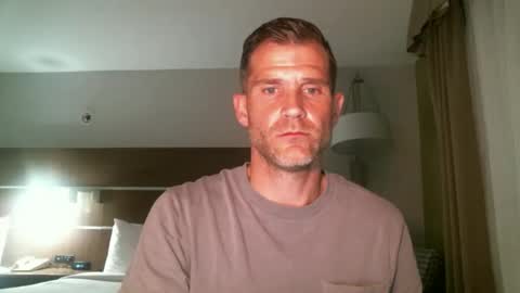 MrAsstastix online show from November 2025 03:18:02 AM