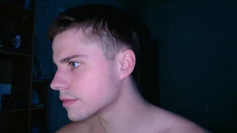 Mr Roman online show from June 2026 06:01:02 PM