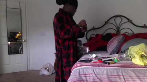 MrBigDThomas online show from October 2025 01:53:01 PM