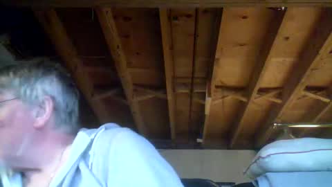 Snapshot of mrblade666 chatting on April 2026 12:42:01 PM mrblade666 online show from April 2026 12:42:01 PM