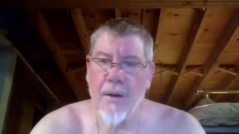 Snapshot of mrblade666 chatting on May 2026 09:50:02 AM mrblade666 online show from May 2026 09:50:02 AM