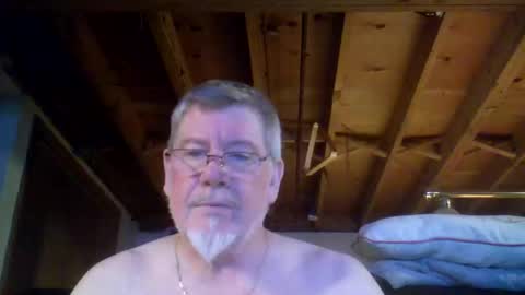 Snapshot of mrblade666 chatting on June 2026 10:15:02 PM mrblade666 online show from June 2026 10:15:02 PM