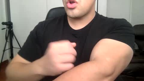 Snapshot of mrbree chatting on December 2024 10:55:01 PM Mr Bree online show from December 2024 10:55:01 PM