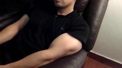 Snapshot of mrbree chatting on April 2026 03:16:01 AM Mr Bree online show from April 2026 03:16:01 AM