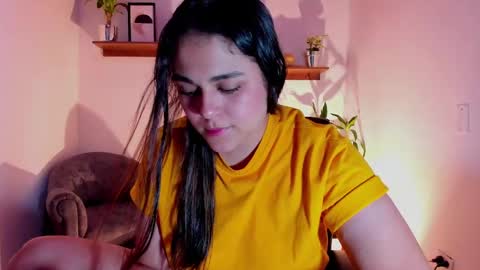 Laura online show from February 2025 08:16:01 AM