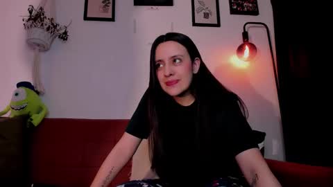 Laura online show from February 2026 05:27:02 AM