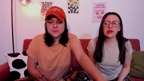 Laura online show from April 2026 10:37:02 PM