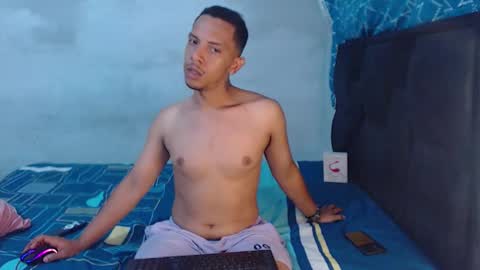 Christtofer online show from February 2026 03:00:01 PM