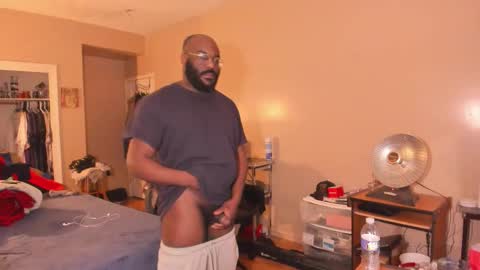 Snapshot of mrchuckdailyxxx chatting on February 2026 03:15:01 AM Chuck Daily online show from February 2026 03:15:01 AM