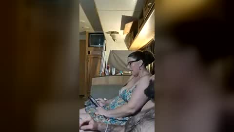 Snapshot of mrcloudofsmoke chatting on July 2026 04:06:02 AM mrcloudofsmoke online show from July 2026 04:06:02 AM
