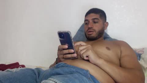 Snapshot of mrcum24 chatting on October 2025 09:23:02 PM Will online show from October 2025 09:23:02 PM