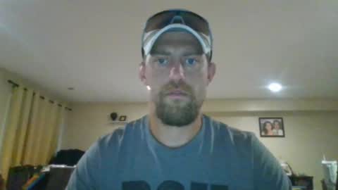 Snapshot of mrcumfixit chatting on July 2026 09:25:02 PM mrcumfixit online show from July 2026 09:25:02 PM