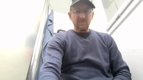 Snapshot of mrcumstain chatting on January 2025 03:55:02 AM mrcumstain online show from January 2025 03:55:02 AM