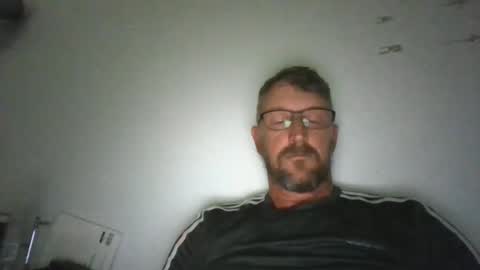 Snapshot of mrcumstain chatting on May 2026 09:33:02 PM mrcumstain online show from May 2026 09:33:02 PM