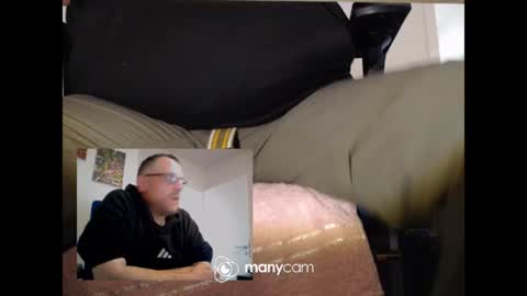 MrJohnsen1975 online show from June 2026 06:06:02 PM