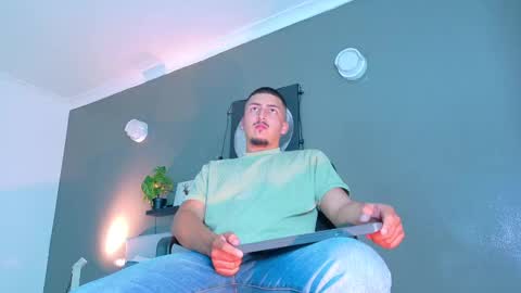 Snapshot of mrfox__ chatting on October 2025 07:33:02 PM Mr Fox online show from October 2025 07:33:02 PM
