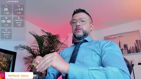 MrFrank. online show from December 2024 11:33:01 AM