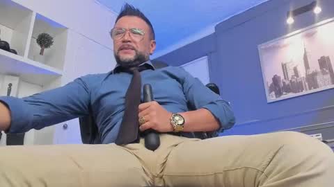 MrFrank. online show from March 2025 03:23:02 PM