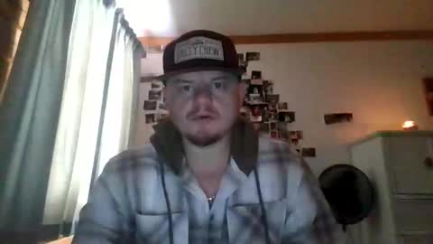 mrhandsome_1 online show from February 2026 06:44:02 PM