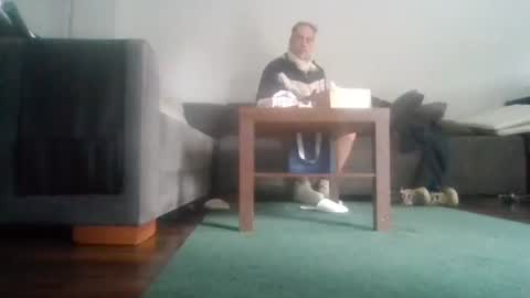 Snapshot of mrhandsomelovee chatting on April 2026 09:20:01 AM Nikola online show from April 2026 09:20:01 AM