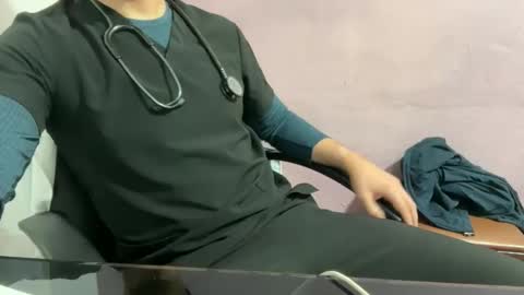 Snapshot of mrheartsoul chatting on March 2026 02:27:02 AM MrHeart online show from March 2026 02:27:02 AM