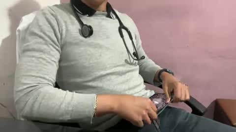 Snapshot of mrheartsoul chatting on April 2026 03:04:02 AM MrHeart online show from April 2026 03:04:02 AM